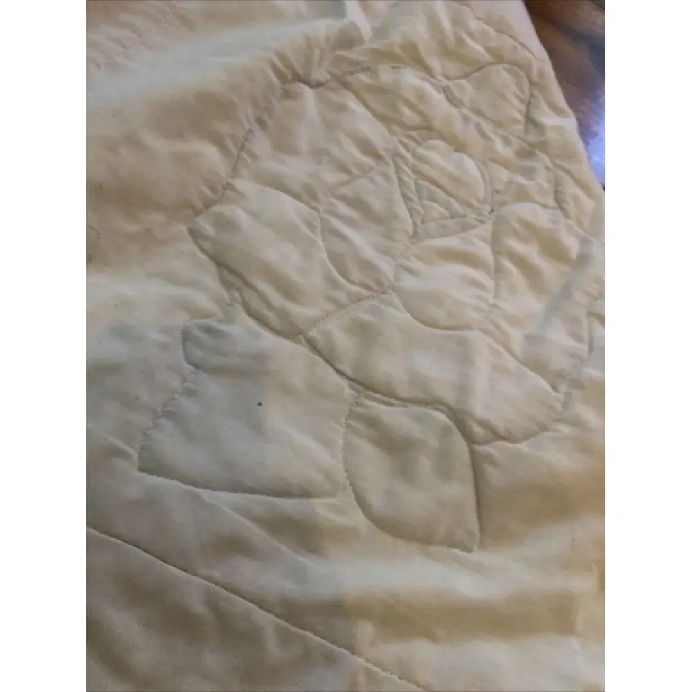 Vintage Floral Rose Quilt Pink, Grey, Cream 93
